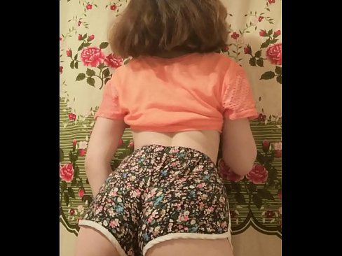❤️ Sexy jonge babe dy't har koarte broek op 'e kamera útstrielet ❤ Seks op fy.drpornofilme.ru ️❤